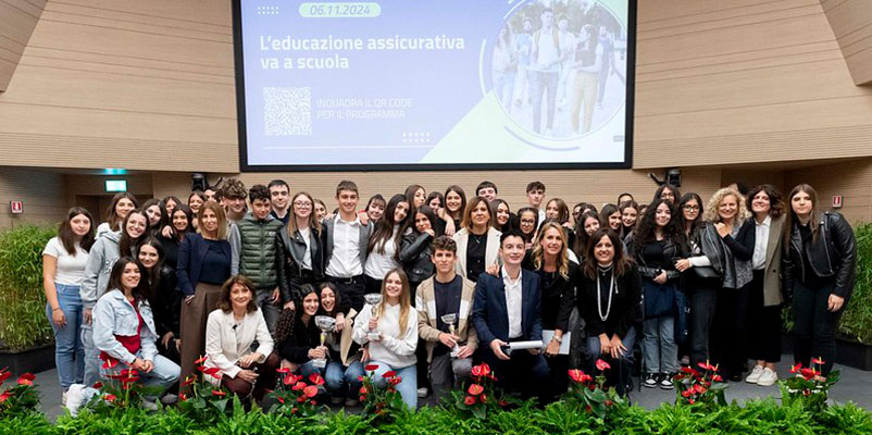 L’educazione assicurativa va a scuola